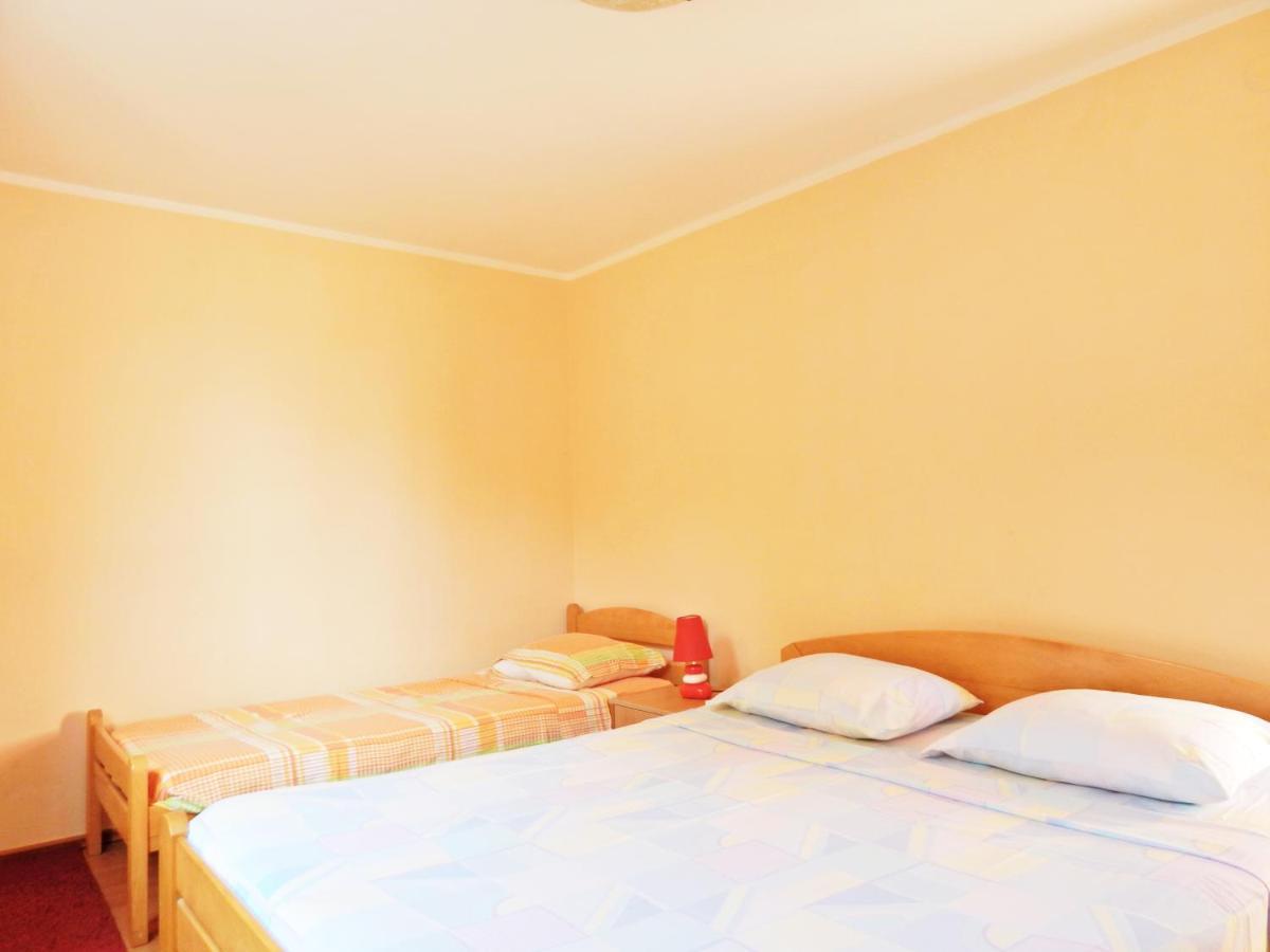 Apartmani Sindik ติวัต ภายนอก รูปภาพ